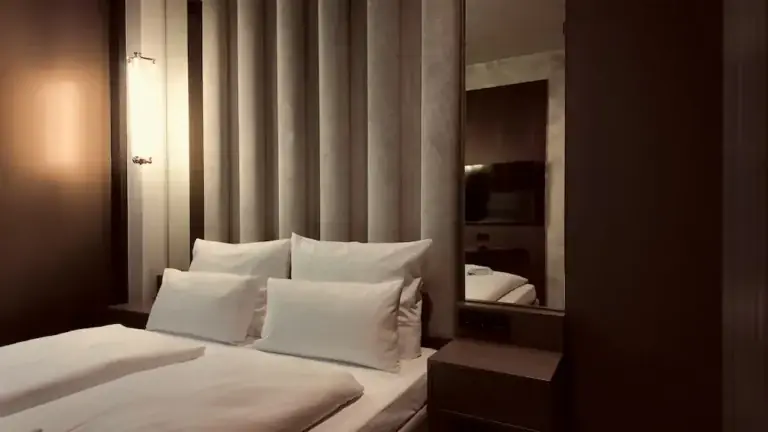 How to Plan Five-Star Suites Stays on a Budget: The Definitive Guide